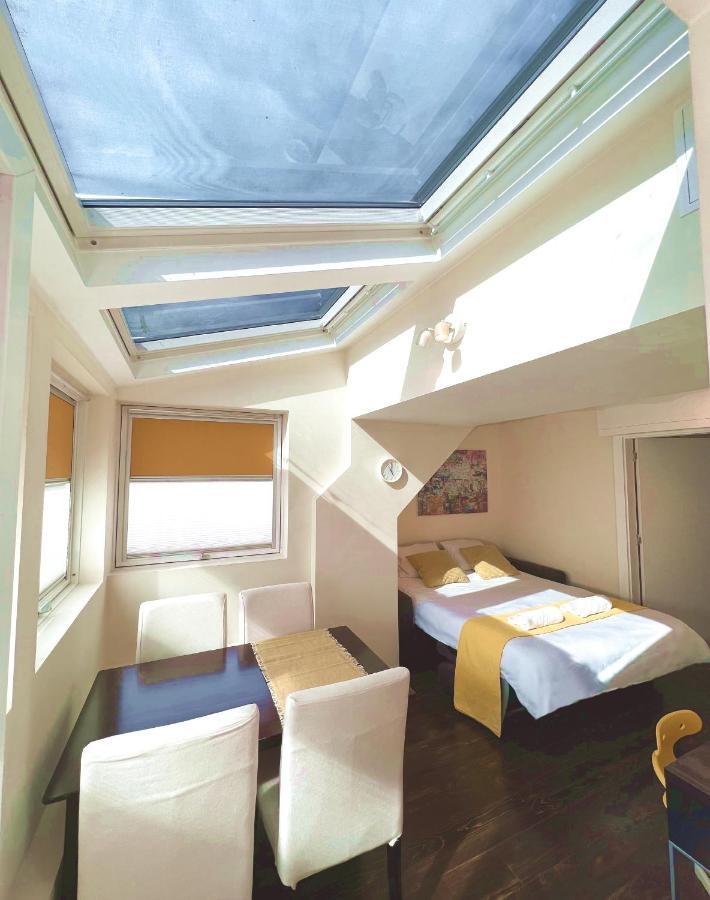 Unique Luxurious Jacuzzi Penthouse Duplex In City Center! 2 Baths! Free Parking! โซเฟีย ภายนอก รูปภาพ